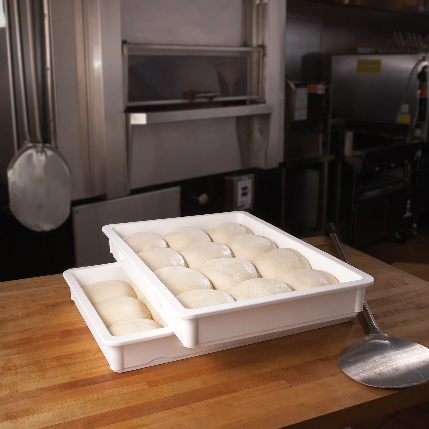 Cambro Pizza Dough Box, 18" X 26" X 3", White - DB18263CW148
