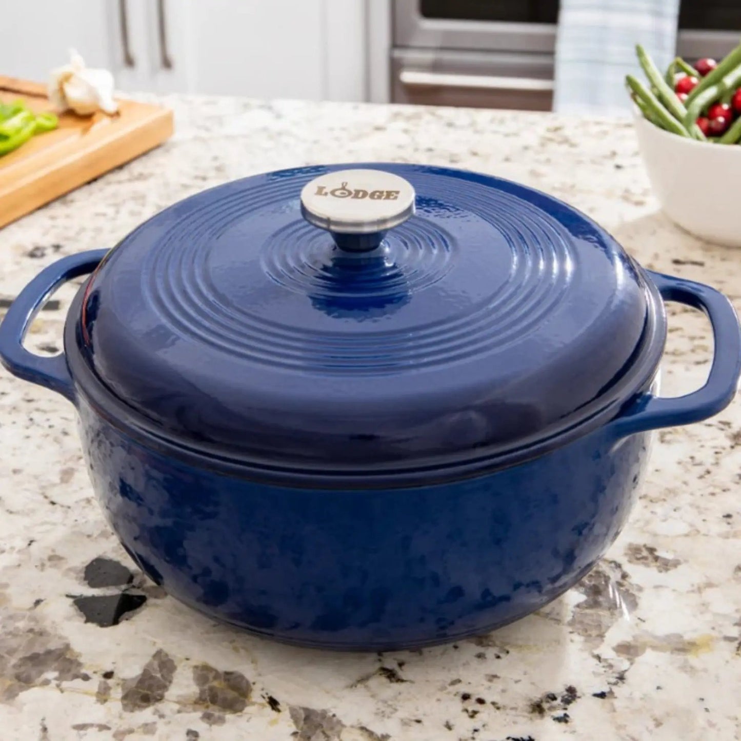 Lodge Dutch Oven, 6 Qrt Round, Cover with S/S Knob, Indigo Exterior - EC6D32 Lodge
