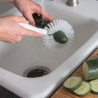 Carlisle Vegetable Brush - 4016402