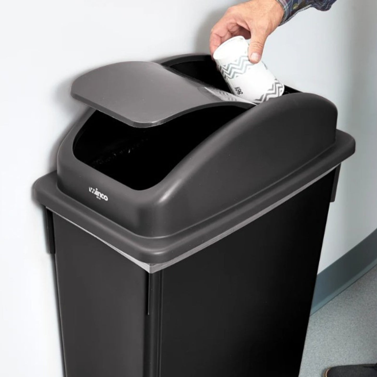 Winco Trash Receptacle Lid, Black - PTCL-23K