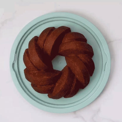 Nordic Ware Deluxe Bundt Keeper Translucent Cake Carrier - 50022